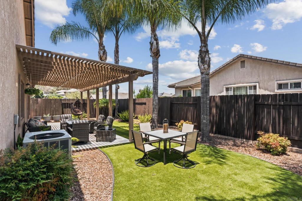9460 Slope Street Santee, CA 92071 - Photo 7 of 31