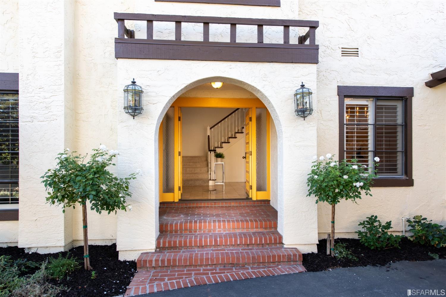 268 Delphi Circle Los Altos, CA 94022 - Photo 2 of 26