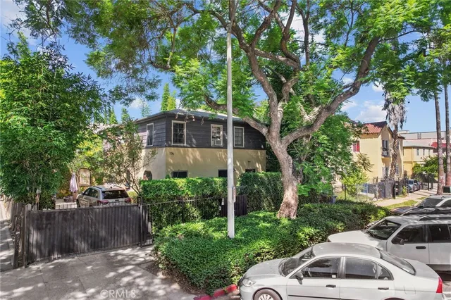 $1,700,000 | 155 South Westmoreland Avenue, Los Angeles, CA 90004