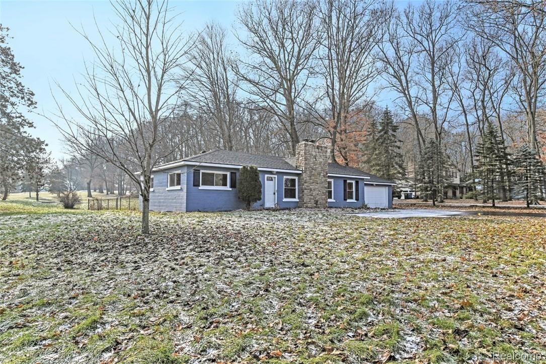 Great setting on 4 acres