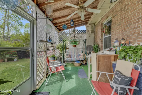 $221,900 | 307 West Westbrook Street, Wallace, NC 28466