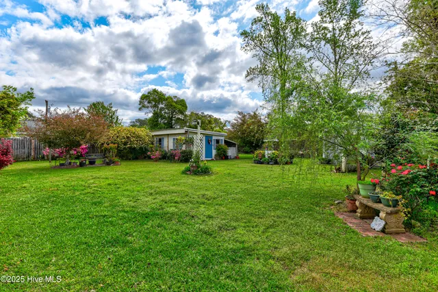 $219,900 | 307 West Westbrook Street, Wallace, NC 28466