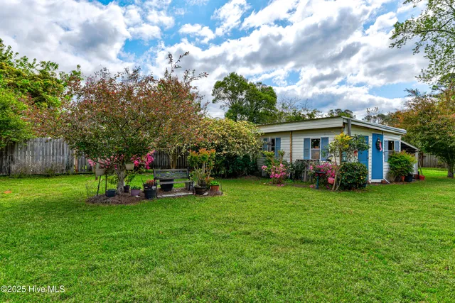 $219,900 | 307 West Westbrook Street, Wallace, NC 28466