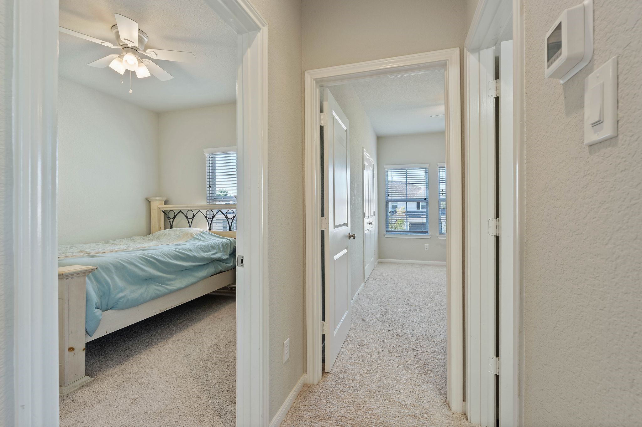 2328 Hagerman Road Conroe, TX 77384 - Photo 31 of 45 a en suite bathroom with a sink and a mirror