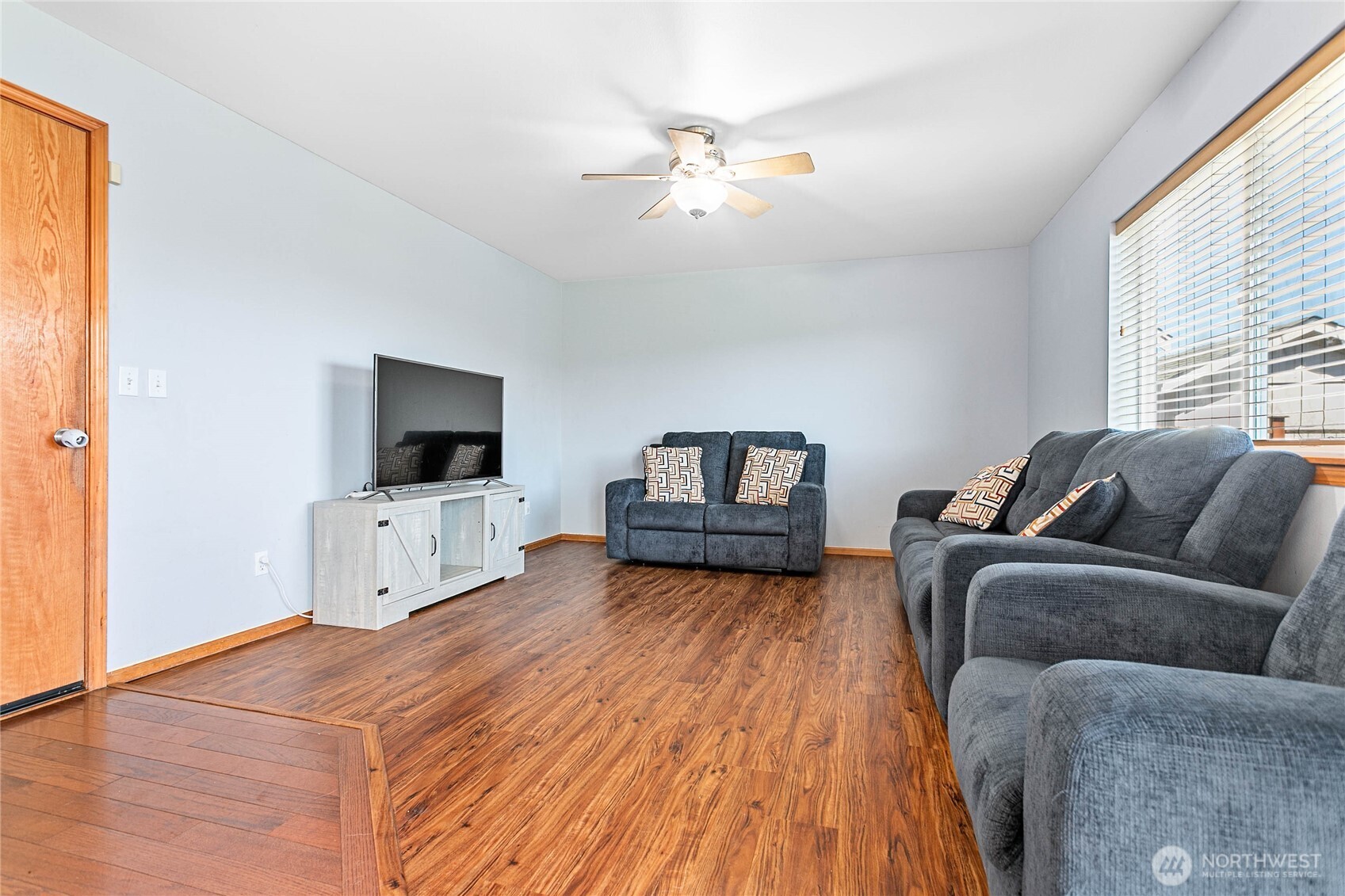 4821 Outrigger Loop Blaine, WA 98230 - Photo 12 of 29