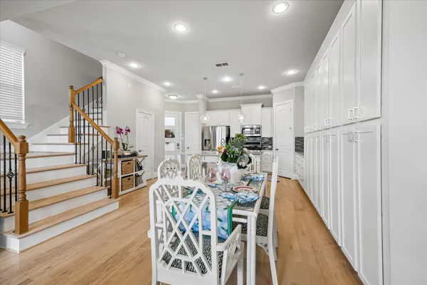 $585,000 | 8417 Water Oak Pass Drive, Houston, TX 77055