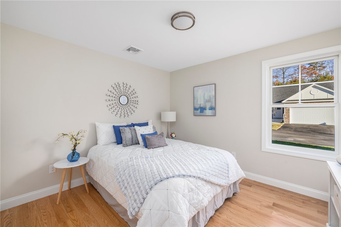 8 Overlook Lane Glocester, RI 02814 - Photo 16 of 49