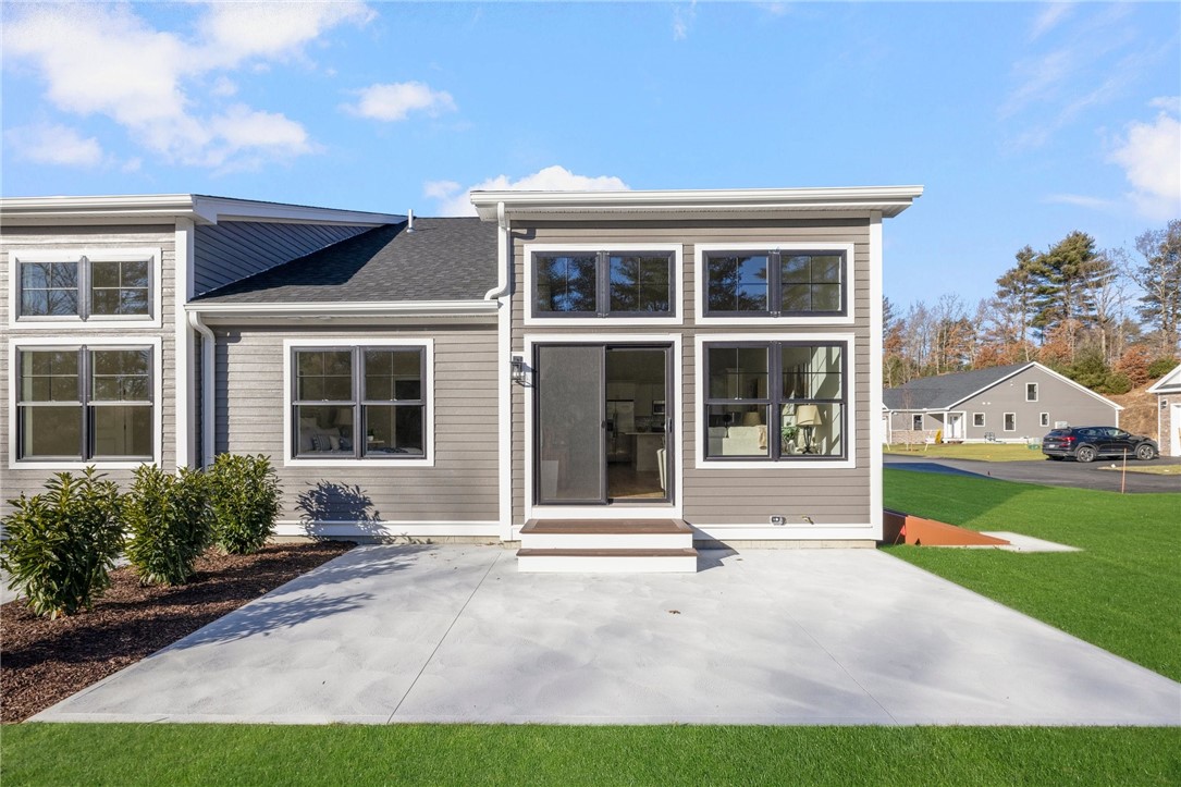 8 Overlook Lane Glocester, RI 02814 - Photo 2 of 49