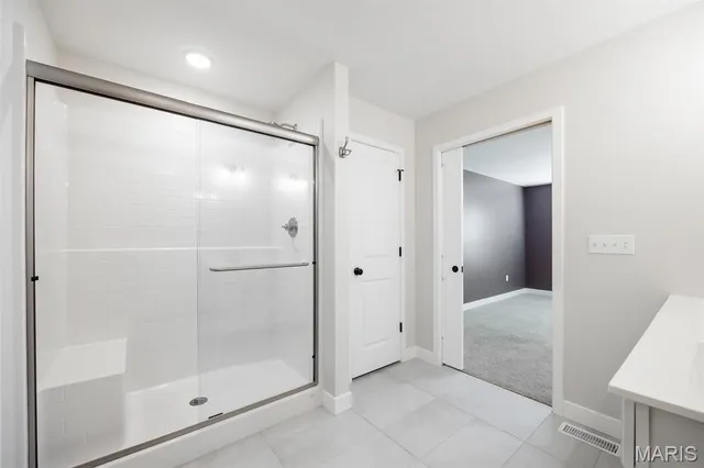 $370,000 | 806 Applewood Creek Drive, Fairview Heights, IL 62208