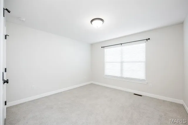 $370,000 | 806 Applewood Creek Drive, Fairview Heights, IL 62208