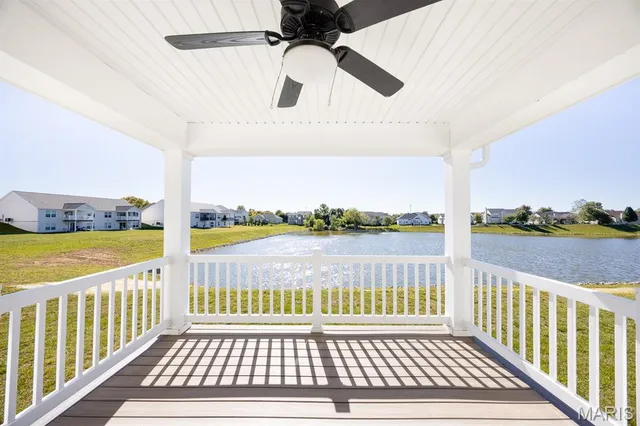 $370,000 | 806 Applewood Creek Drive, Fairview Heights, IL 62208