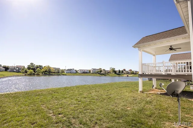 $370,000 | 806 Applewood Creek Drive, Fairview Heights, IL 62208