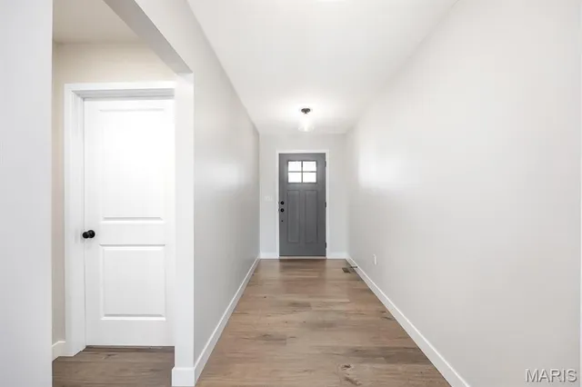 $370,000 | 806 Applewood Creek Drive, Fairview Heights, IL 62208