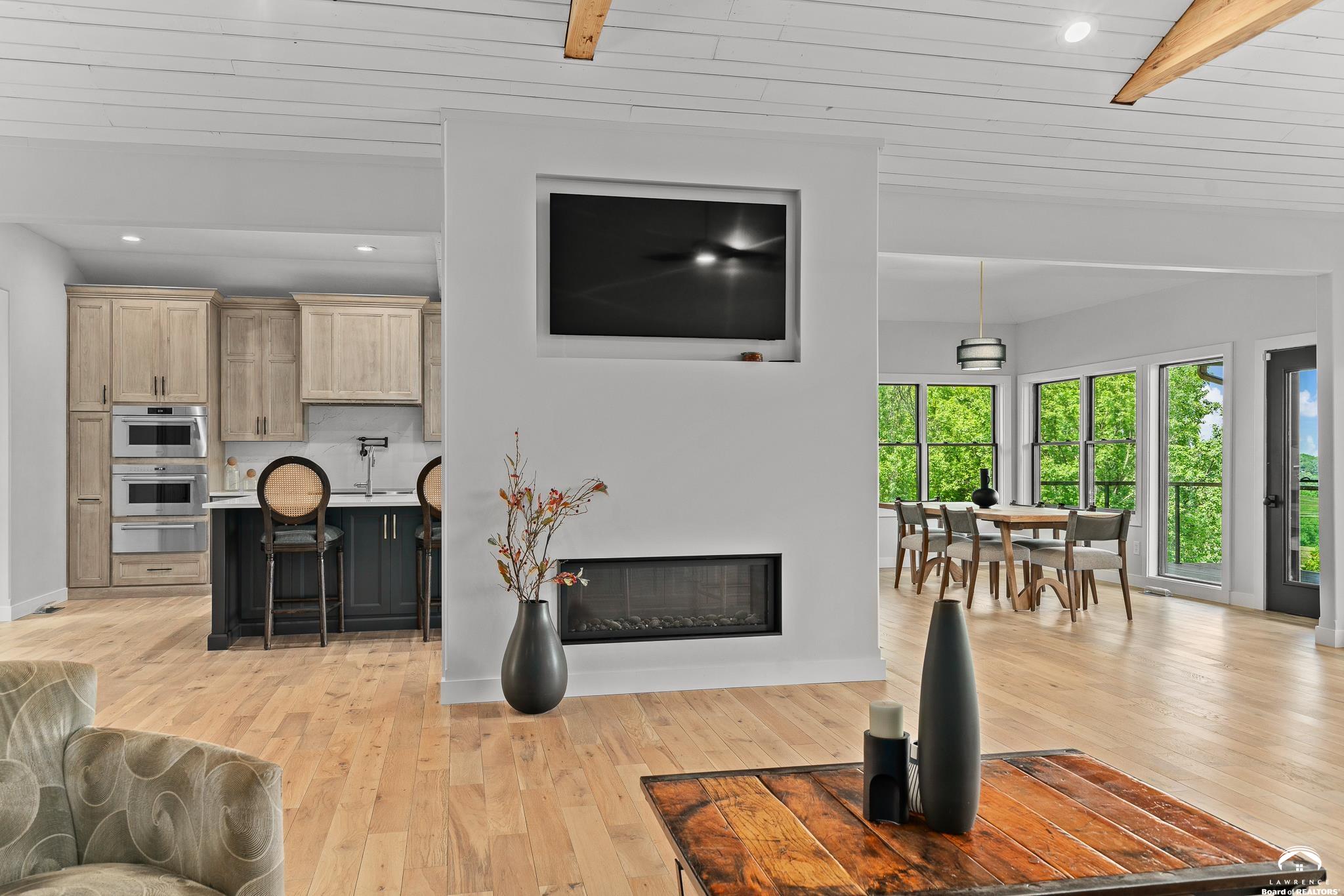 1031 East 1200th Road Lawrence, KS 66047 - Photo 9 of 56