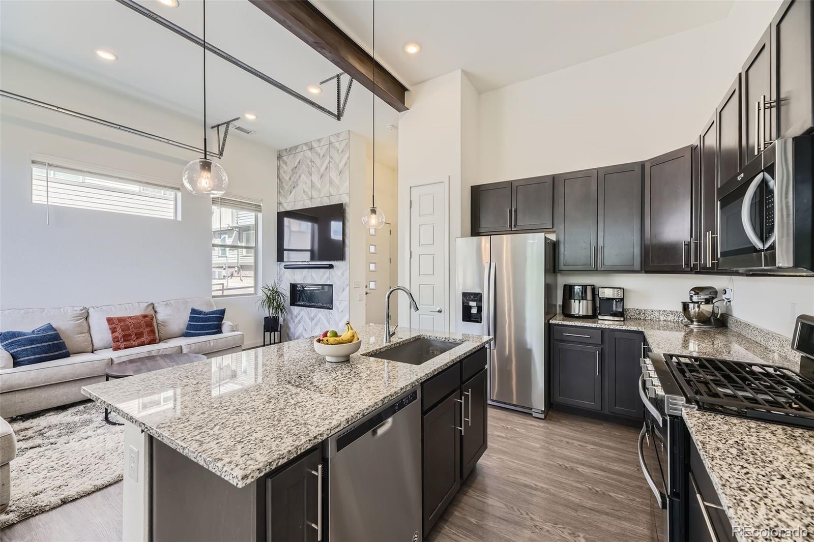 10117 Morrison Road Lakewood, CO 80227 - Photo 11 of 28