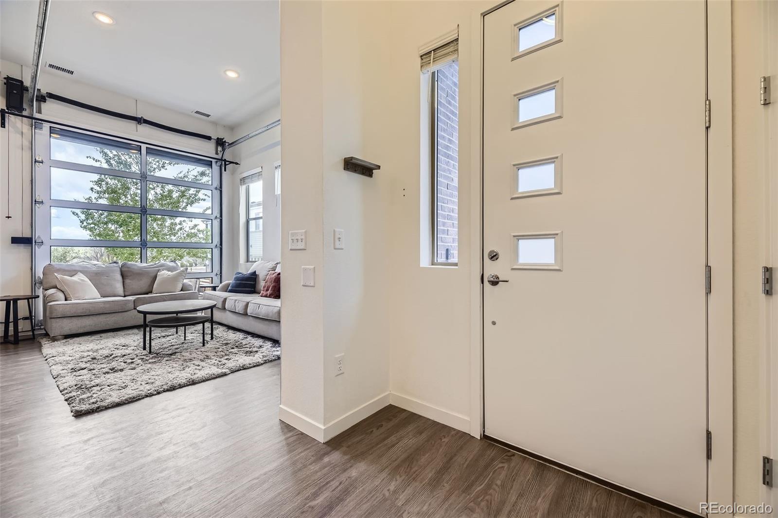 10117 Morrison Road Lakewood, CO 80227 - Photo 4 of 28