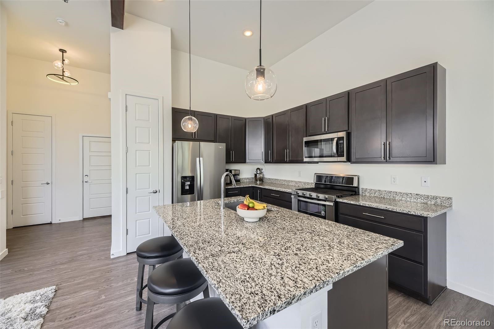 10117 Morrison Road Lakewood, CO 80227 - Photo 10 of 28