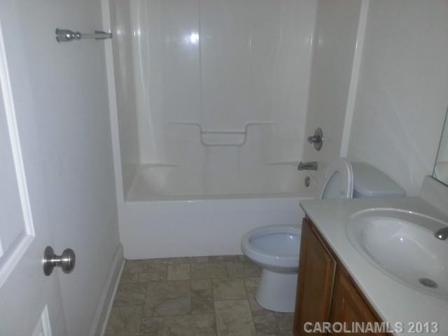 5713 Nesbit Road Waxhaw, NC 28173 - Photo 6 of 7 Gallery Image 6