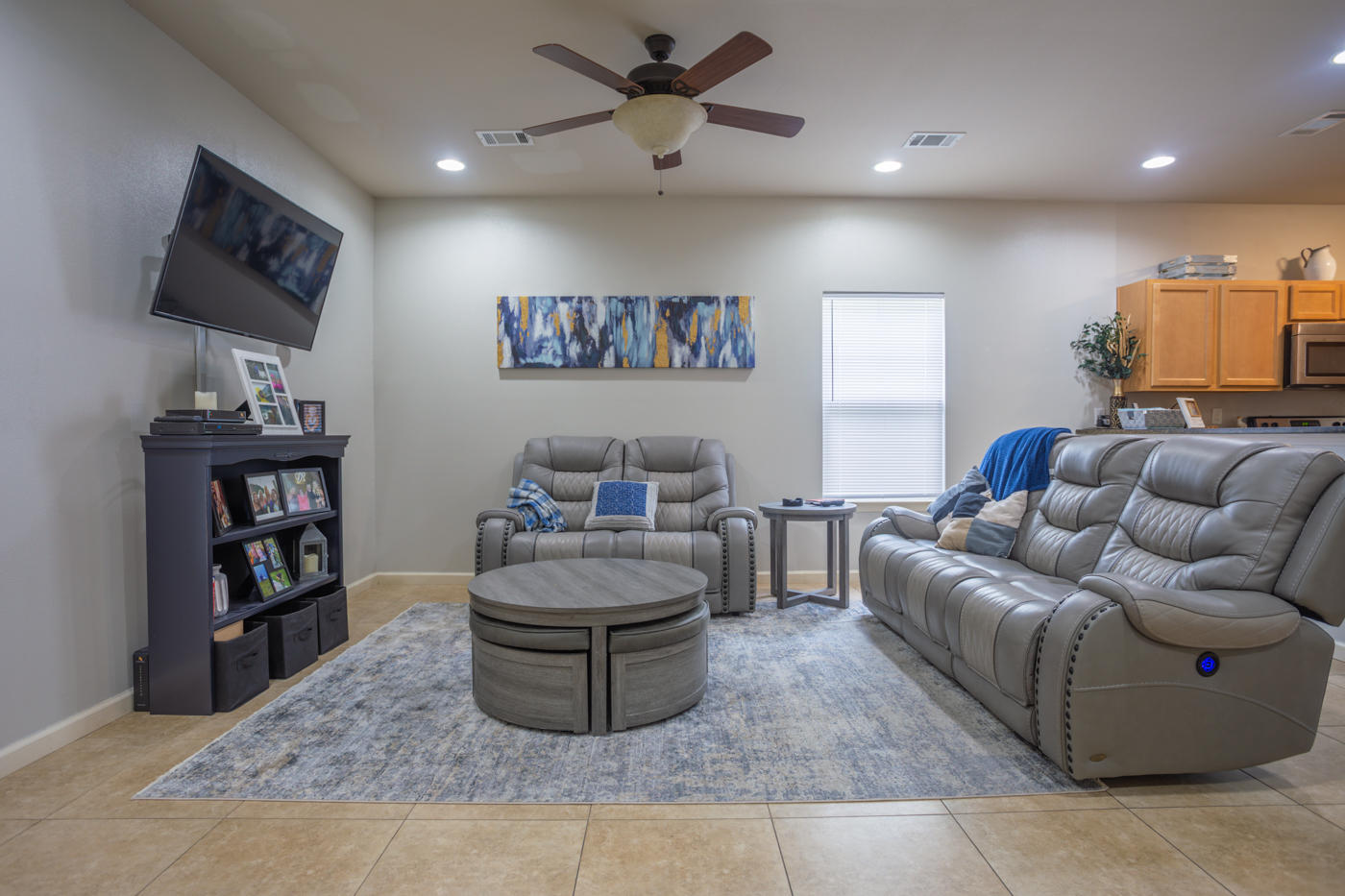 40 Myrtle Oak Way Santa Rosa Beach, FL 32459 - Photo 19 of 42 a living room with furniture and a flat screen tv