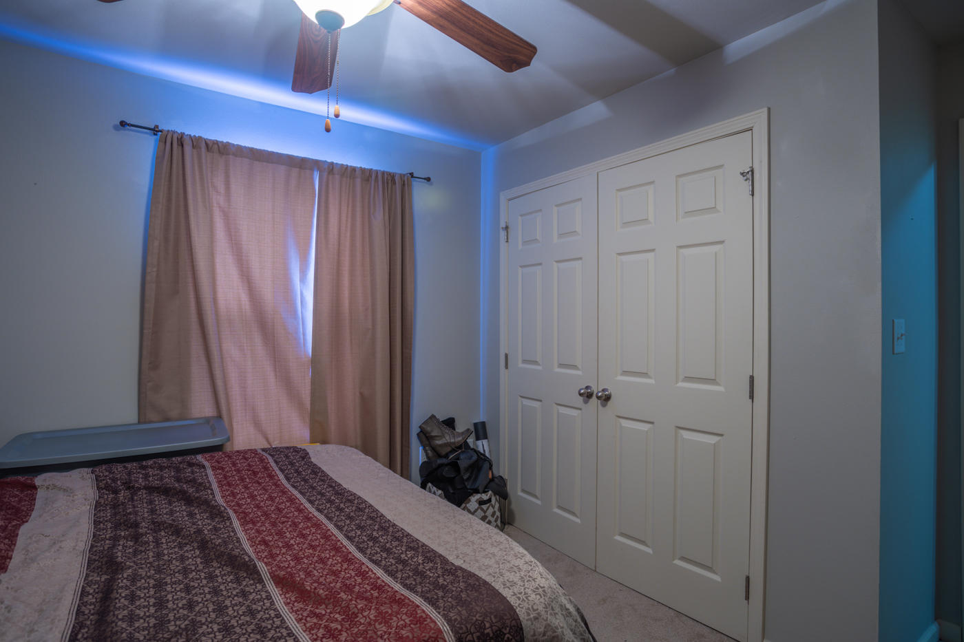 40 Myrtle Oak Way Santa Rosa Beach, FL 32459 - Photo 32 of 42 a bedroom with a bed and a window