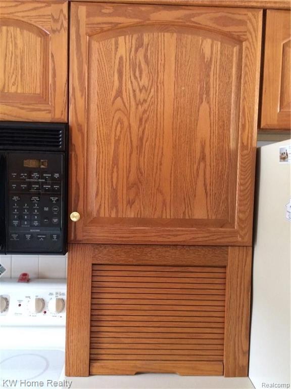 36650 West Eleven Mile Road Farmington, MI 48331 - Photo 6 of 36