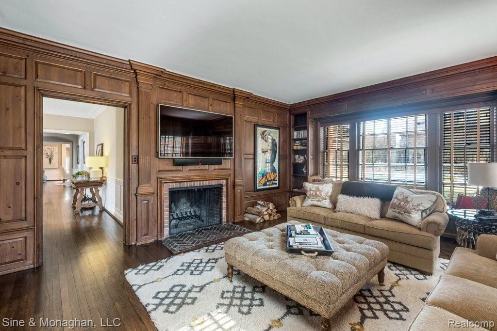 180 Cloverly Road Grosse Pointe Farms, MI 48236 - Photo 21 of 63