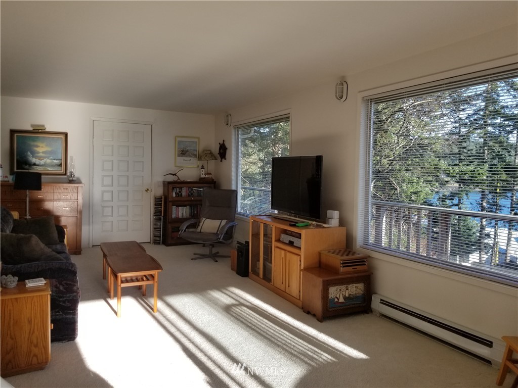 2044 Obstruction Pass Road Orcas Island, WA 98279 - Photo 19 of 40 Gallery Image 19