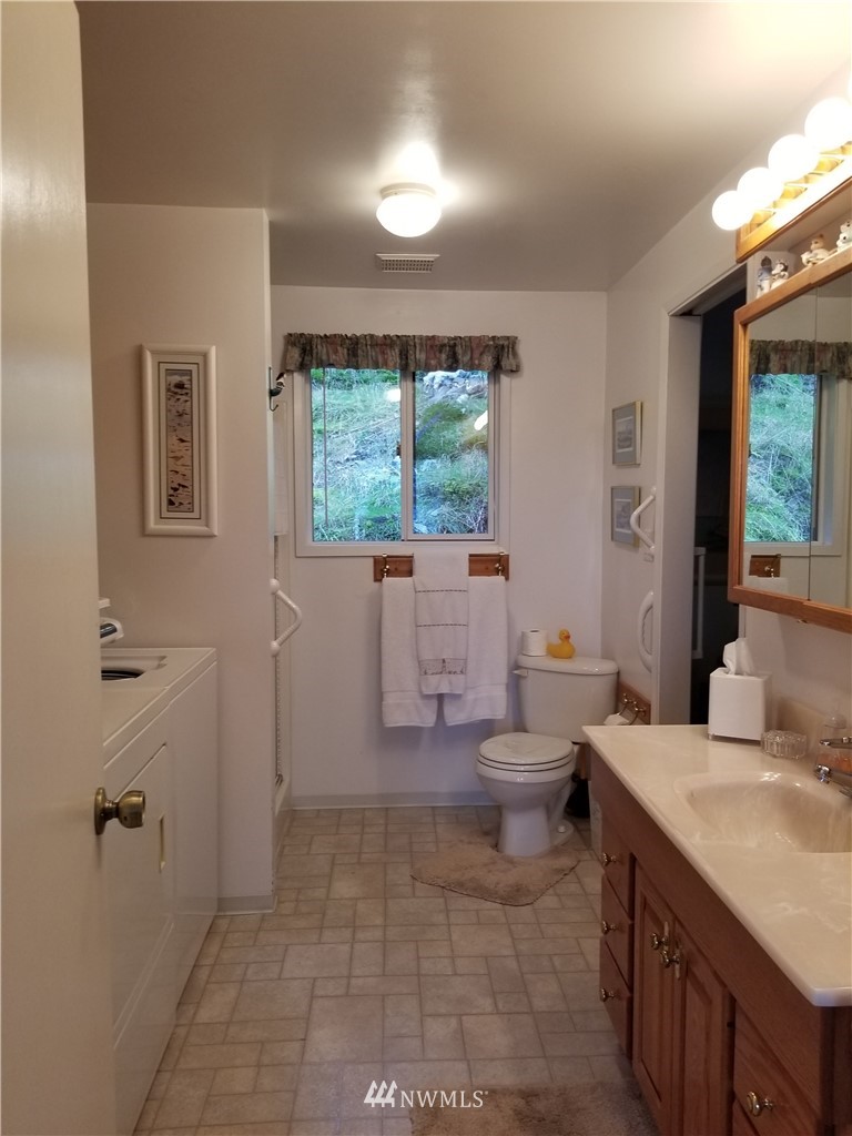 2044 Obstruction Pass Road Orcas Island, WA 98279 - Photo 20 of 40 Gallery Image 20