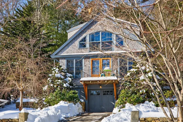 $865,000 | 19 Whitecaps Drive, East Falmouth, MA 02536