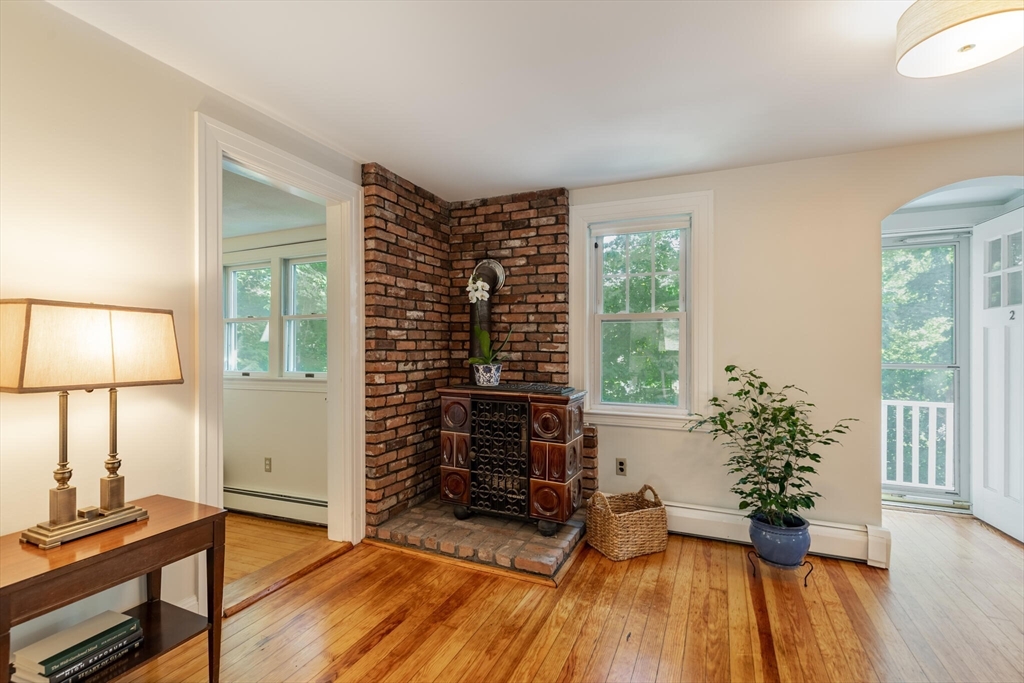 2 Currier Road Manchester, MA 01944 - Photo 5 of 29 Gallery Image 5