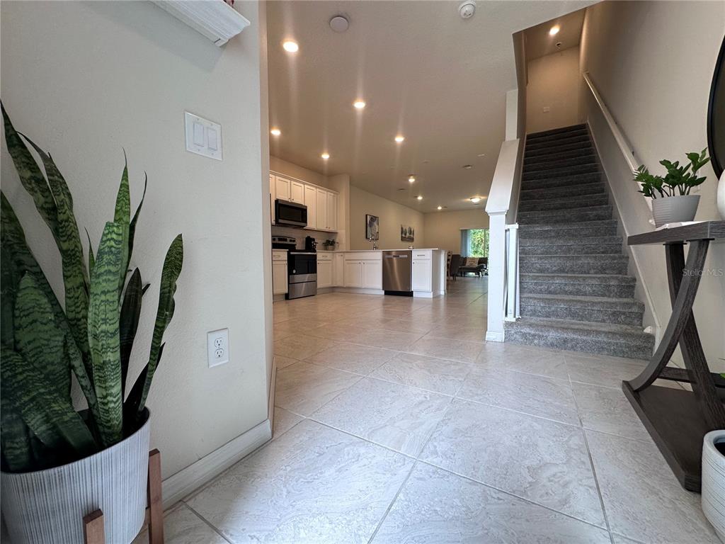 4617 Sparkling Shell Avenue Kissimmee, FL 34746 - Photo 3 of 22