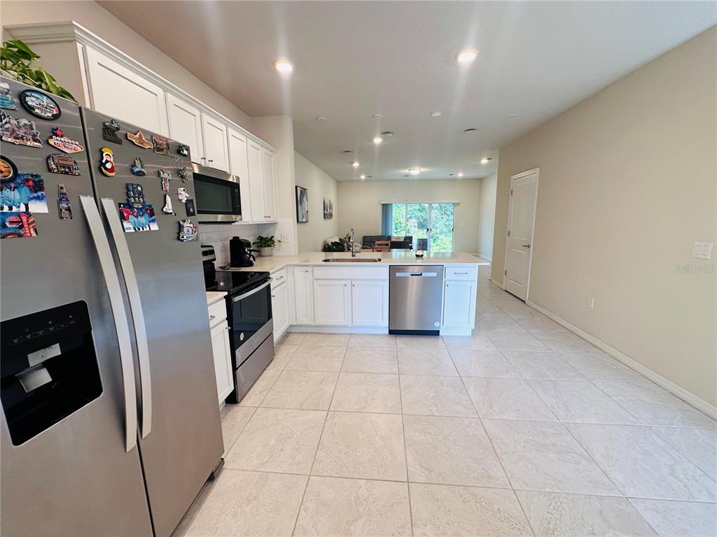 4617 Sparkling Shell Avenue Kissimmee, FL 34746 - Photo 5 of 22