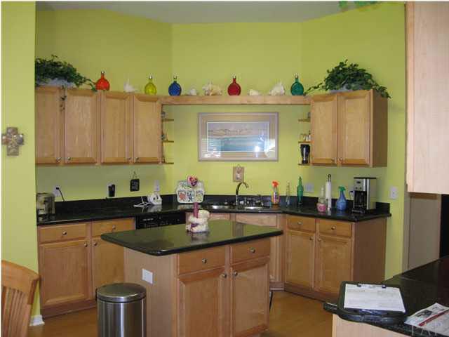 2387 Cove Road Navarre, FL 32566 - Photo 6 of 12 Kitchen w/Island.