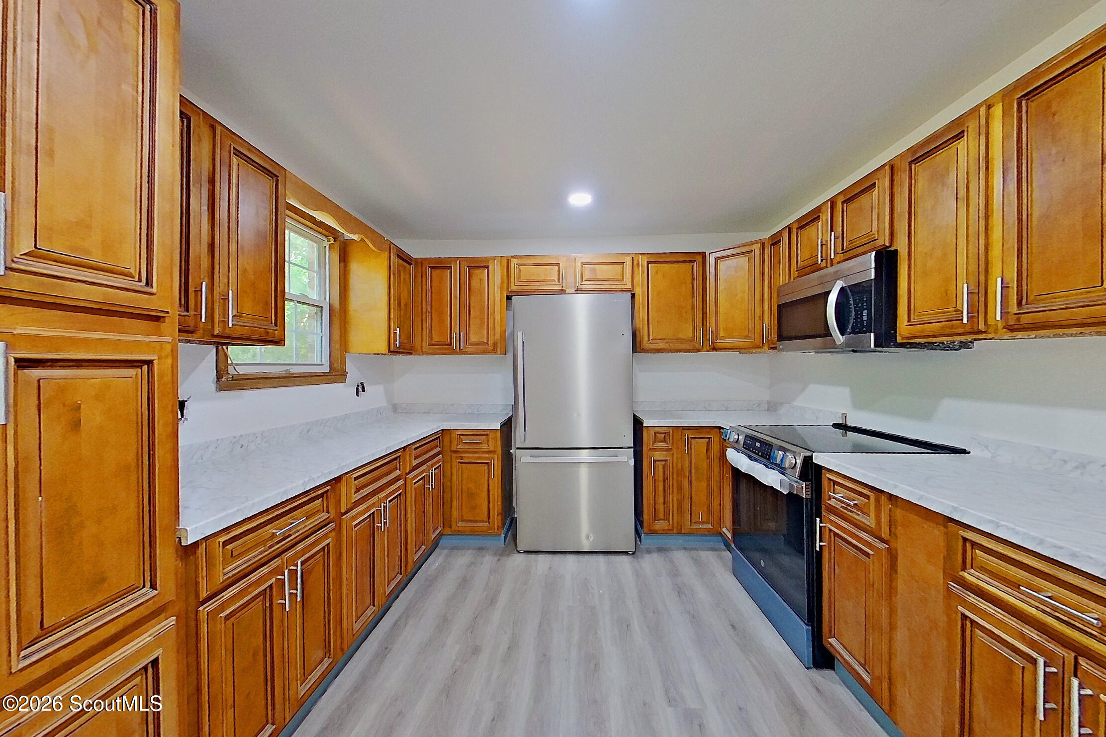 1601 Gibbs Street Waycross, GA 31503 - Photo 8 of 26 007-img_003