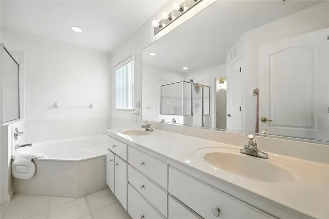 $280,000 | 10876 Southwest 53rd Circle, Ocala, FL 34476