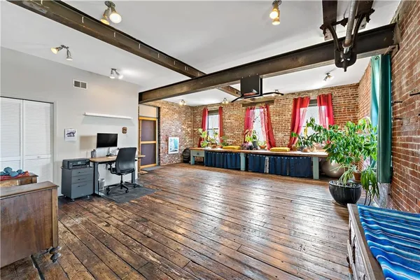 $650,000 | 131 Beam Way, Pittsburgh, PA 15211