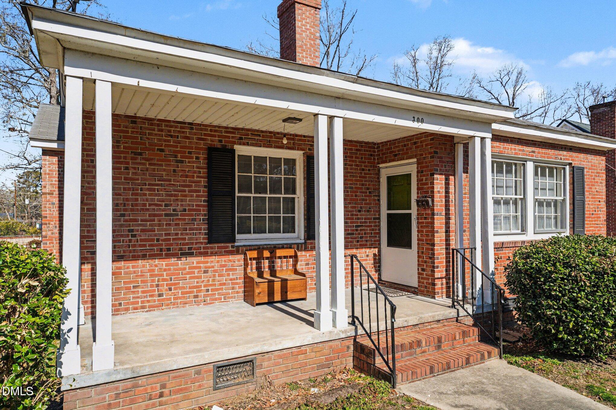 300 Frances Place Kinston, NC 28501 - Photo 5 of 25 front view of a house with a large window