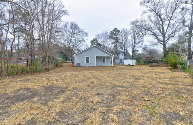 $350,000 | 131 County Rd S-18-409, Summerville, SC 29483