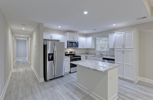 $350,000 | 131 County Rd S-18-409, Summerville, SC 29483