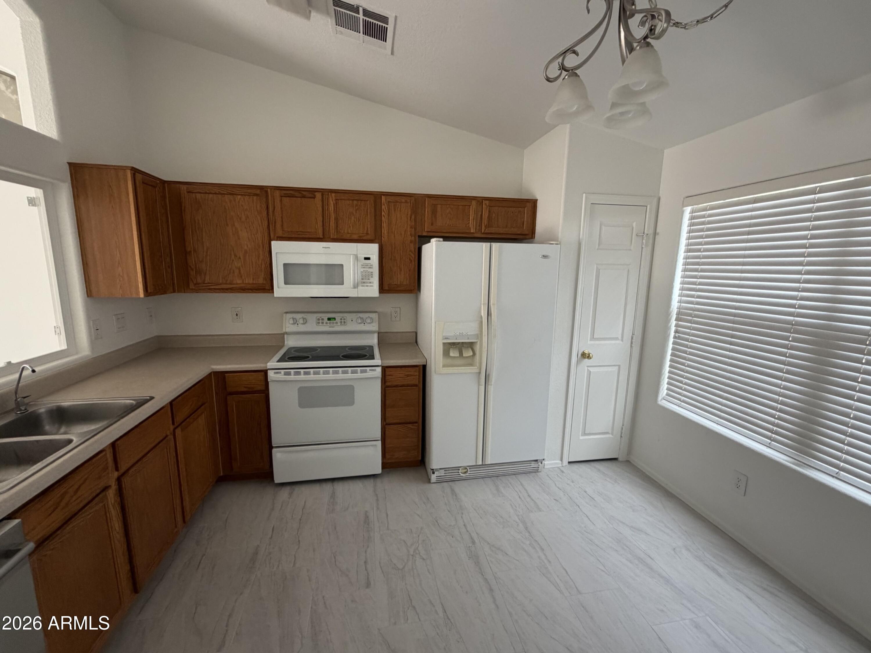 735 West Aviary Way Gilbert, AZ 85233 - Photo 6 of 17