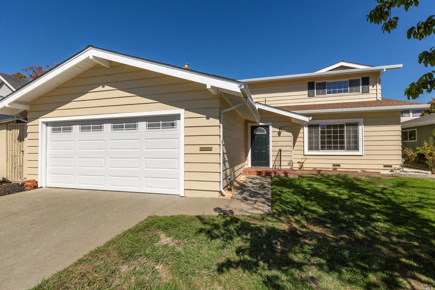 Welcome to 2554 Ramsay Way.