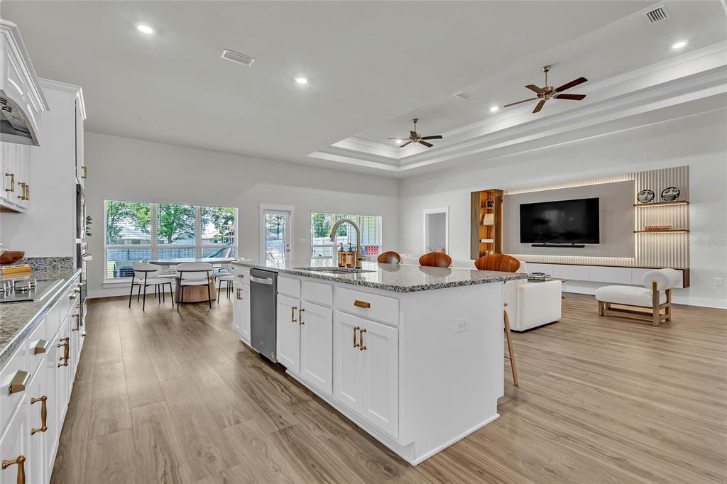 5531 Blake Lane Milton, FL 32571 - Photo 15 of 47