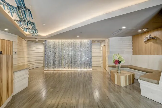 $3,700 | 300 Bowie Street, Unit 1305, Austin, TX 78703