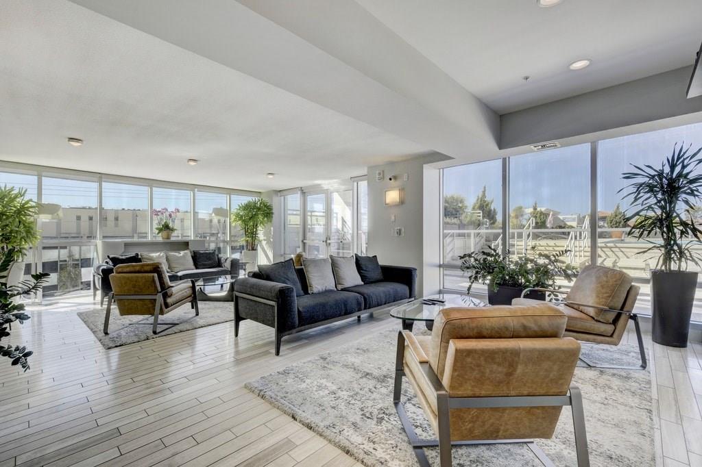 300 Bowie Street, Unit 1305 Austin, TX 78703 - Photo 28 of 38 a living room with furniture and a large window