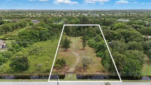 $1,699,000 | 14020 Mustang Trail, Southwest Ranches, FL 33330