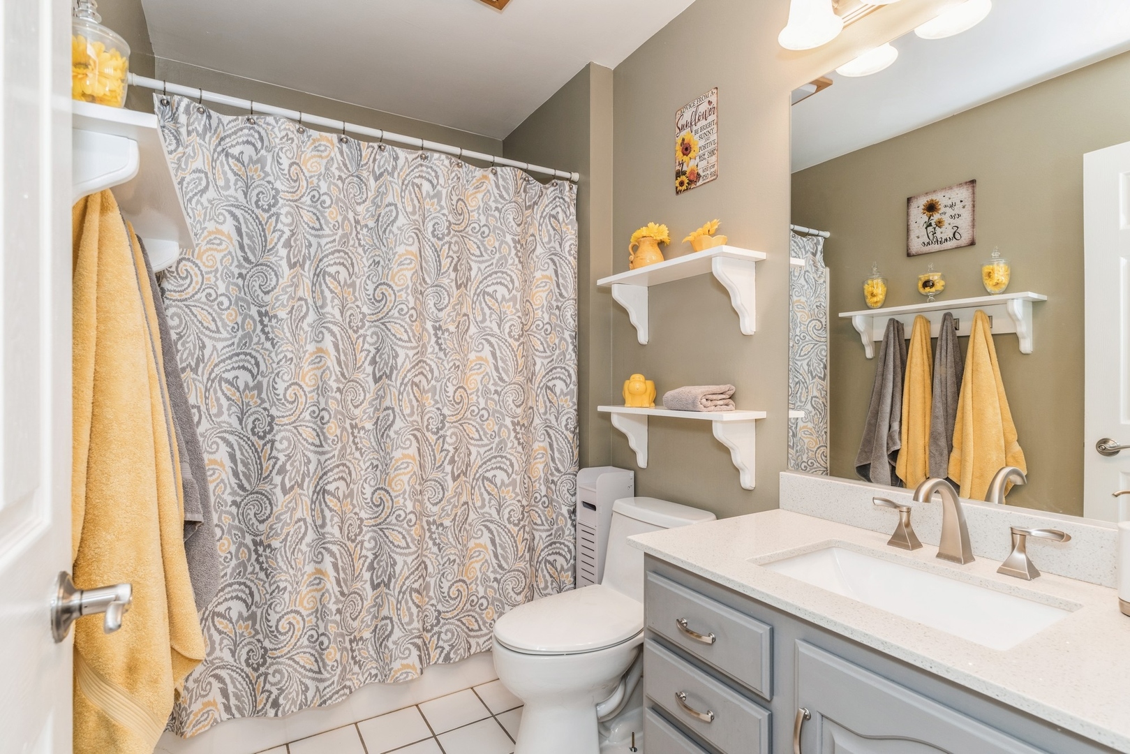 18864 West Deerpath Road Grayslake, IL 60030 - Photo 13 of 20 Gallery Image 13