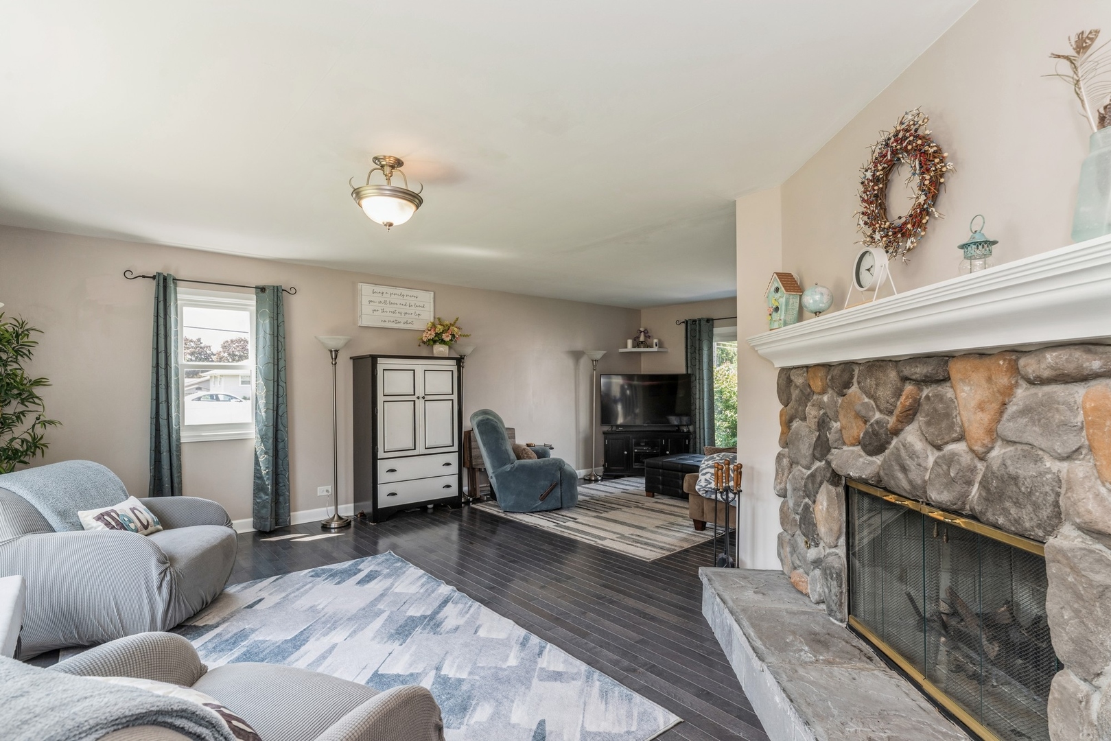 18864 West Deerpath Road Grayslake, IL 60030 - Photo 2 of 20 Gallery Image 2