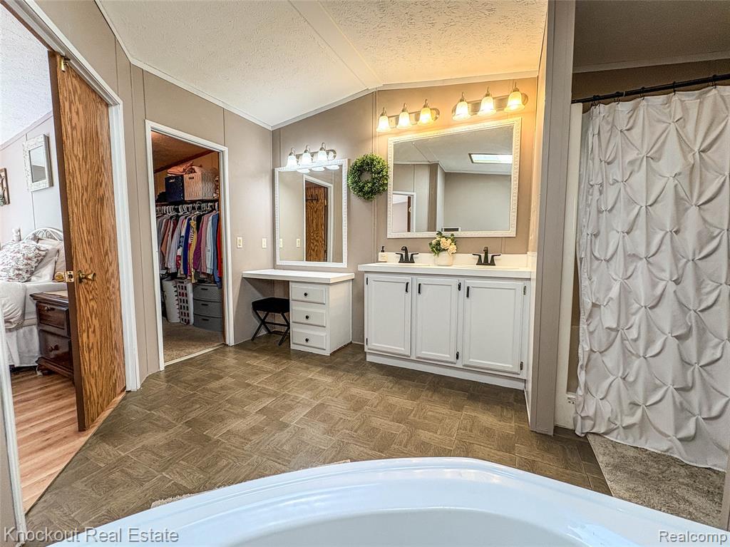 7760 Bell Road Birch Run, MI 48415 - Photo 30 of 68