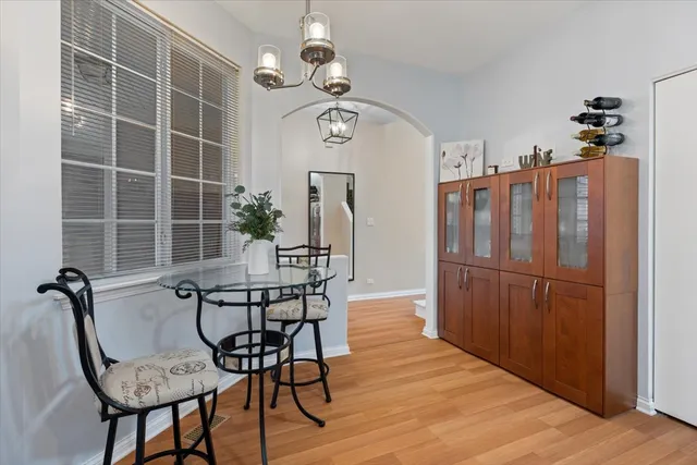 $335,000 | 56 West Briarwood Drive, Streamwood, IL 60107