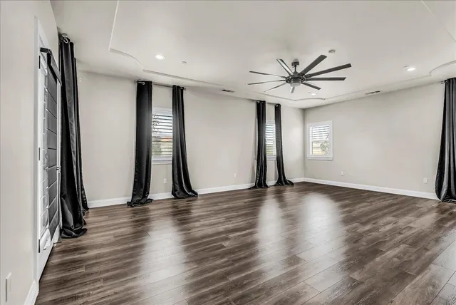 $795,990 | 1684 West Berkshire Lane, Hanford, CA 93230